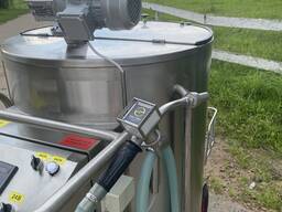 Молочное такси SALUTEM на 4-х колесах для выпойки телят (100-300 л, пастеризация)