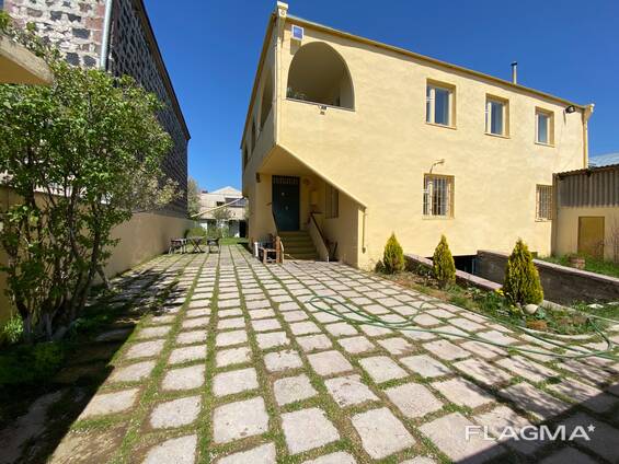 Продается 2-х этажный гостевой дом под названием HomeInn.