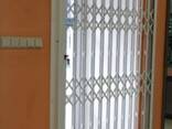 Розсувні решітки для вікот та дверей - фото 13