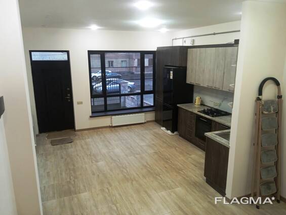 Сдается в аренду евроремонтированный 3-х этажный дом