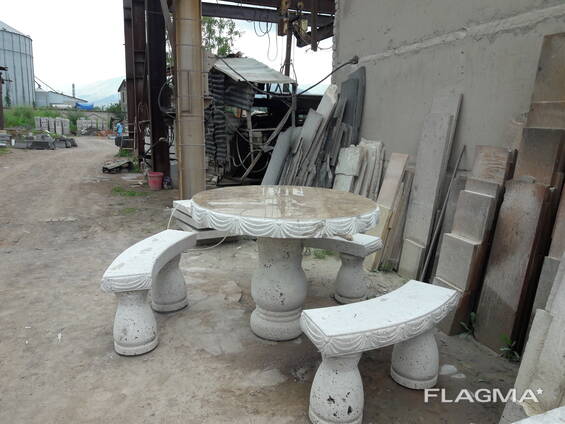 Стол из натурального камня/Natural stone table